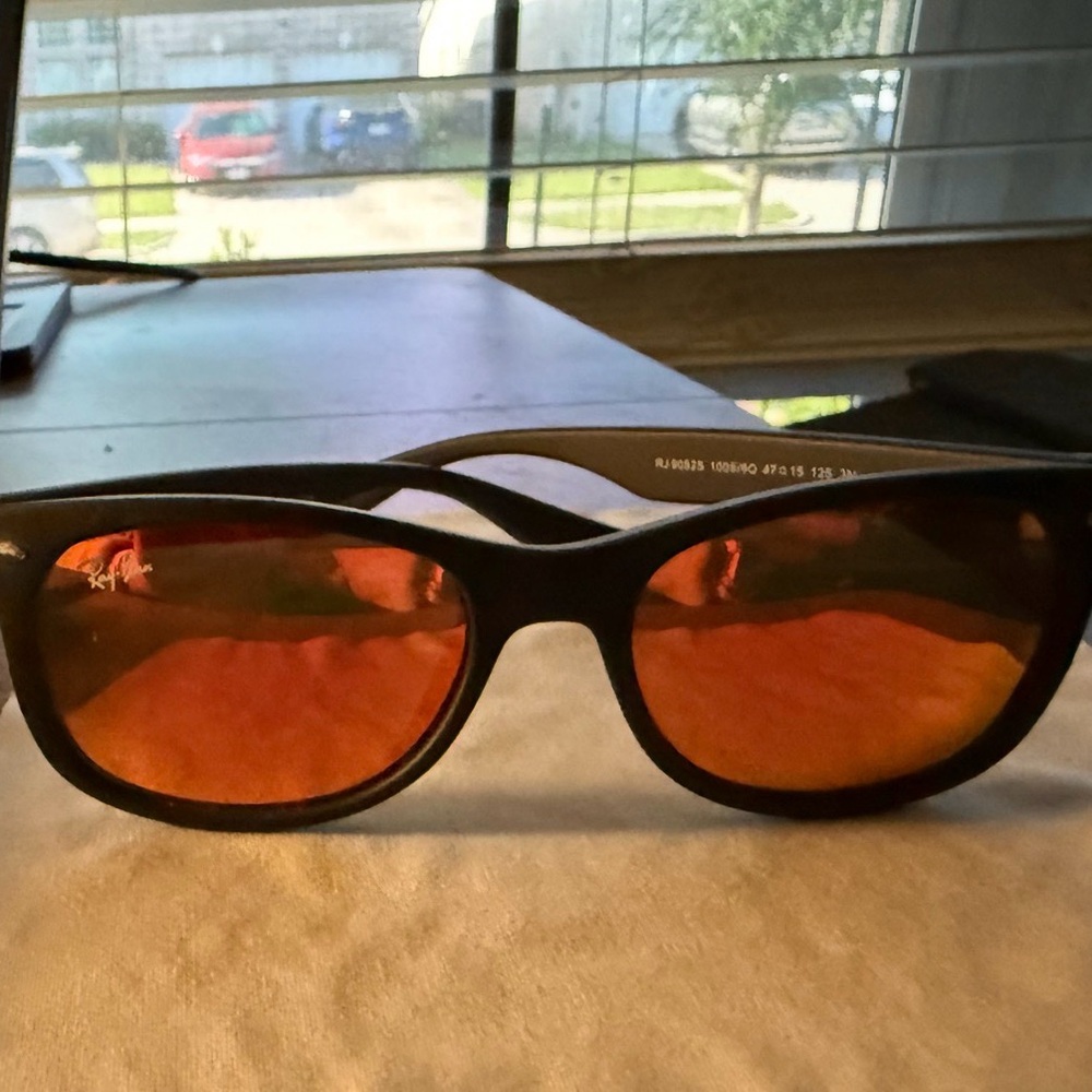 Ray-ban kid wayfarers with Red/Orange Mirror Lenses